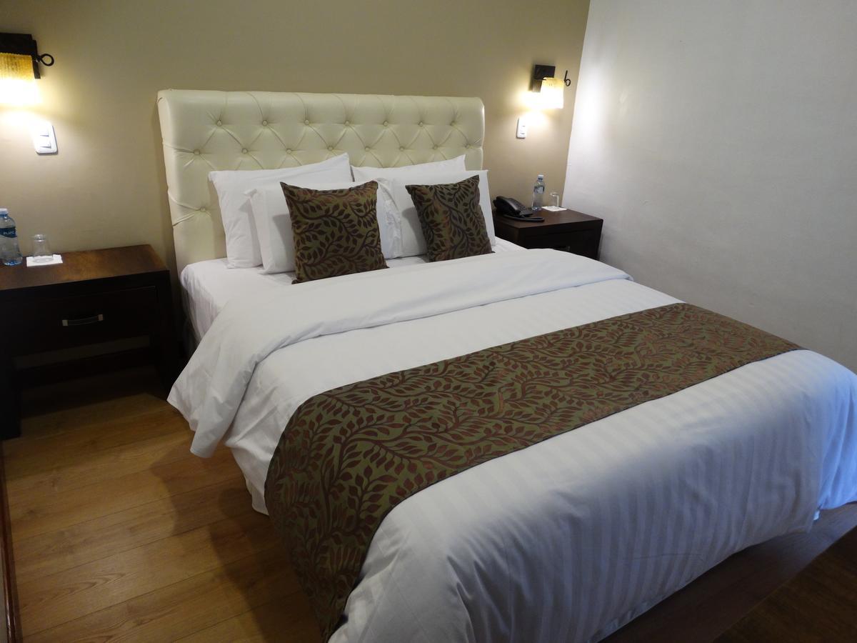 Siena Hotel Куэнка Экстерьер фото