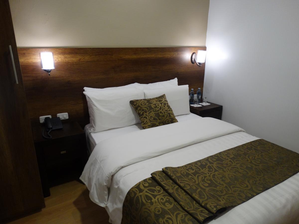 Siena Hotel Куэнка Экстерьер фото