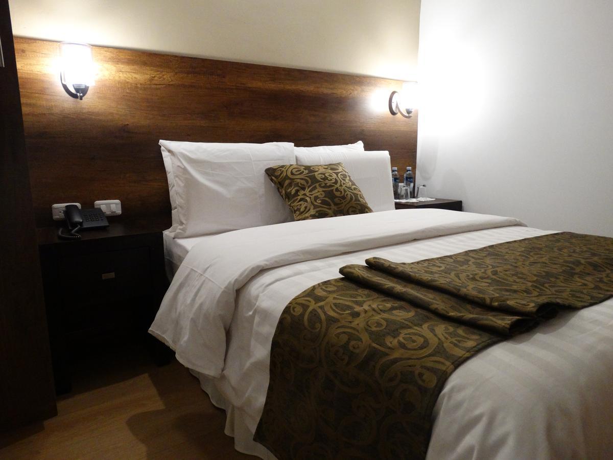 Siena Hotel Куэнка Экстерьер фото